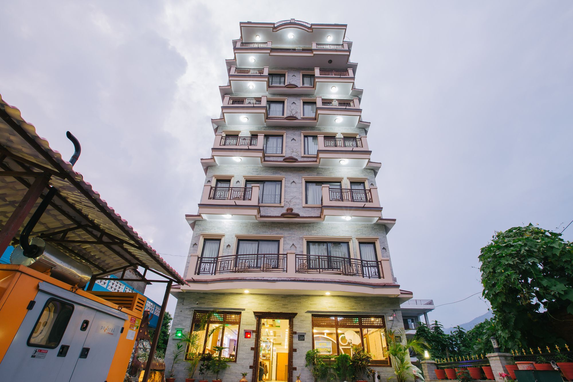 Hotel Romantica Pokhara Zewnętrze zdjęcie