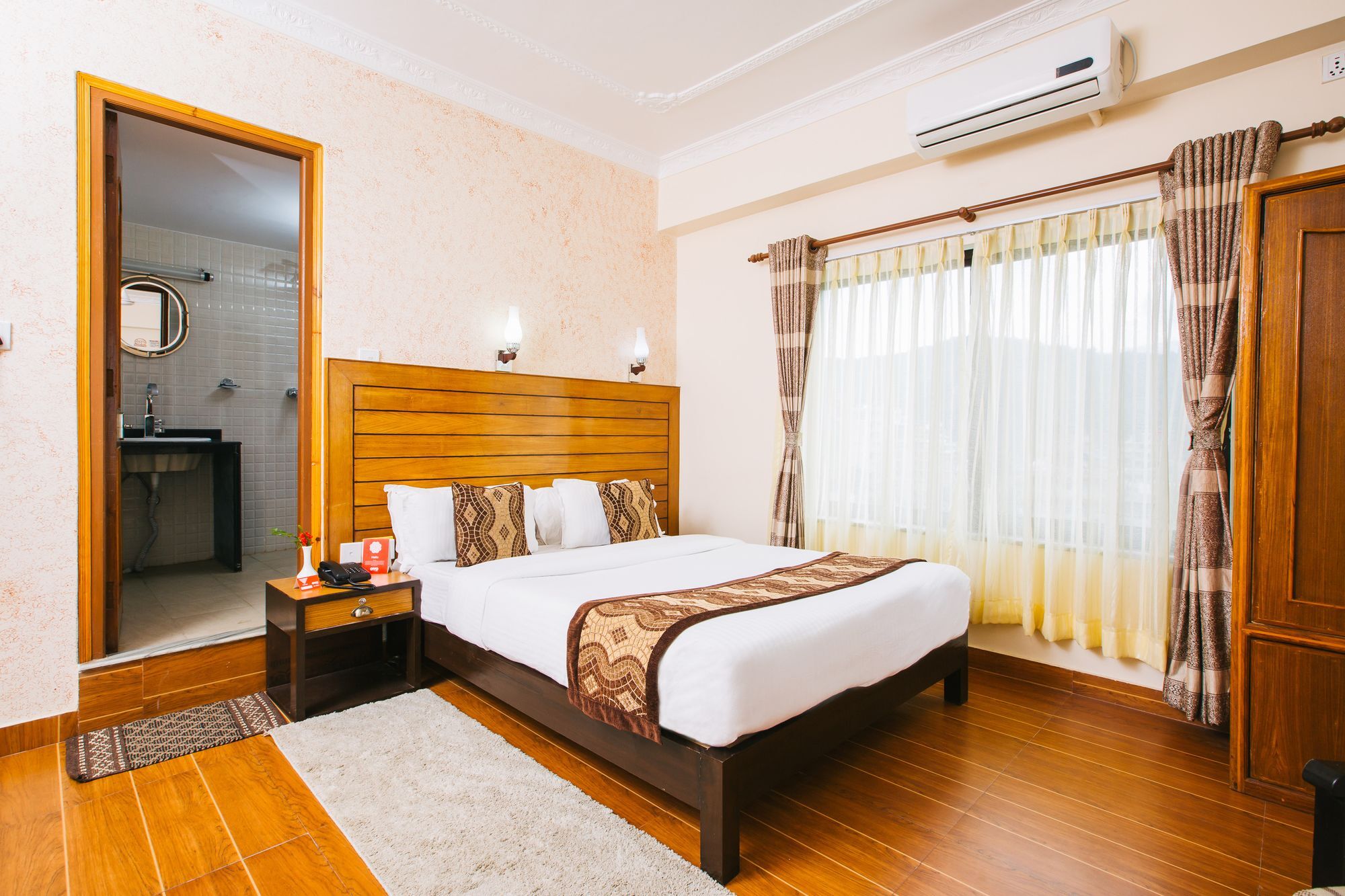 Hotel Romantica Pokhara Zewnętrze zdjęcie