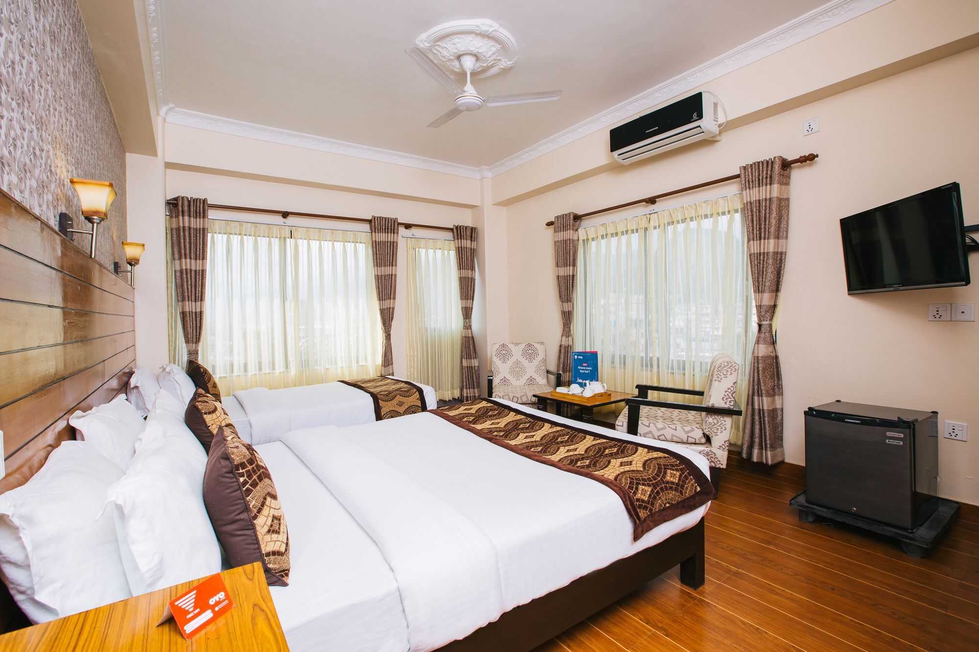 Hotel Romantica Pokhara Zewnętrze zdjęcie