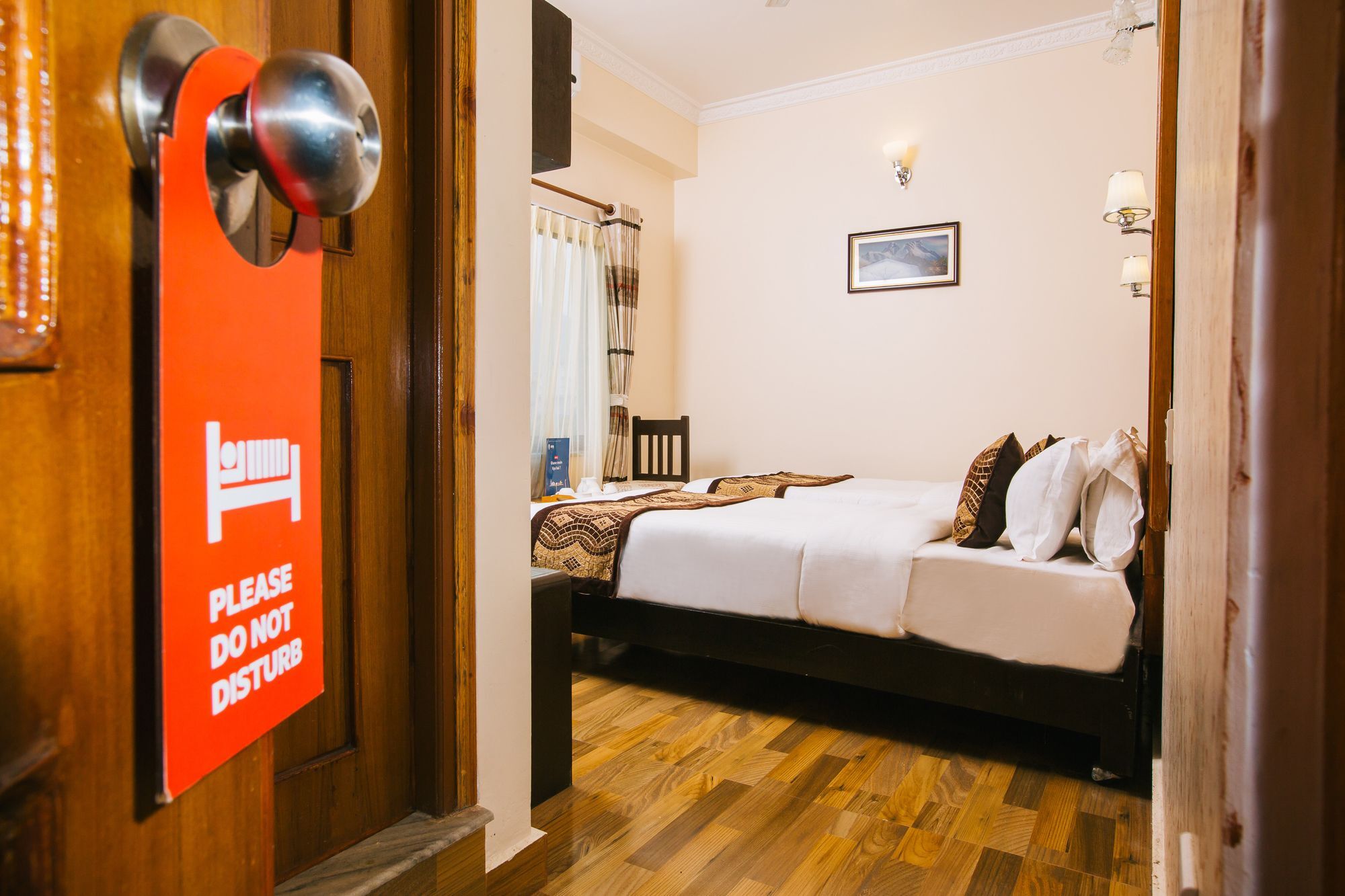 Hotel Romantica Pokhara Zewnętrze zdjęcie
