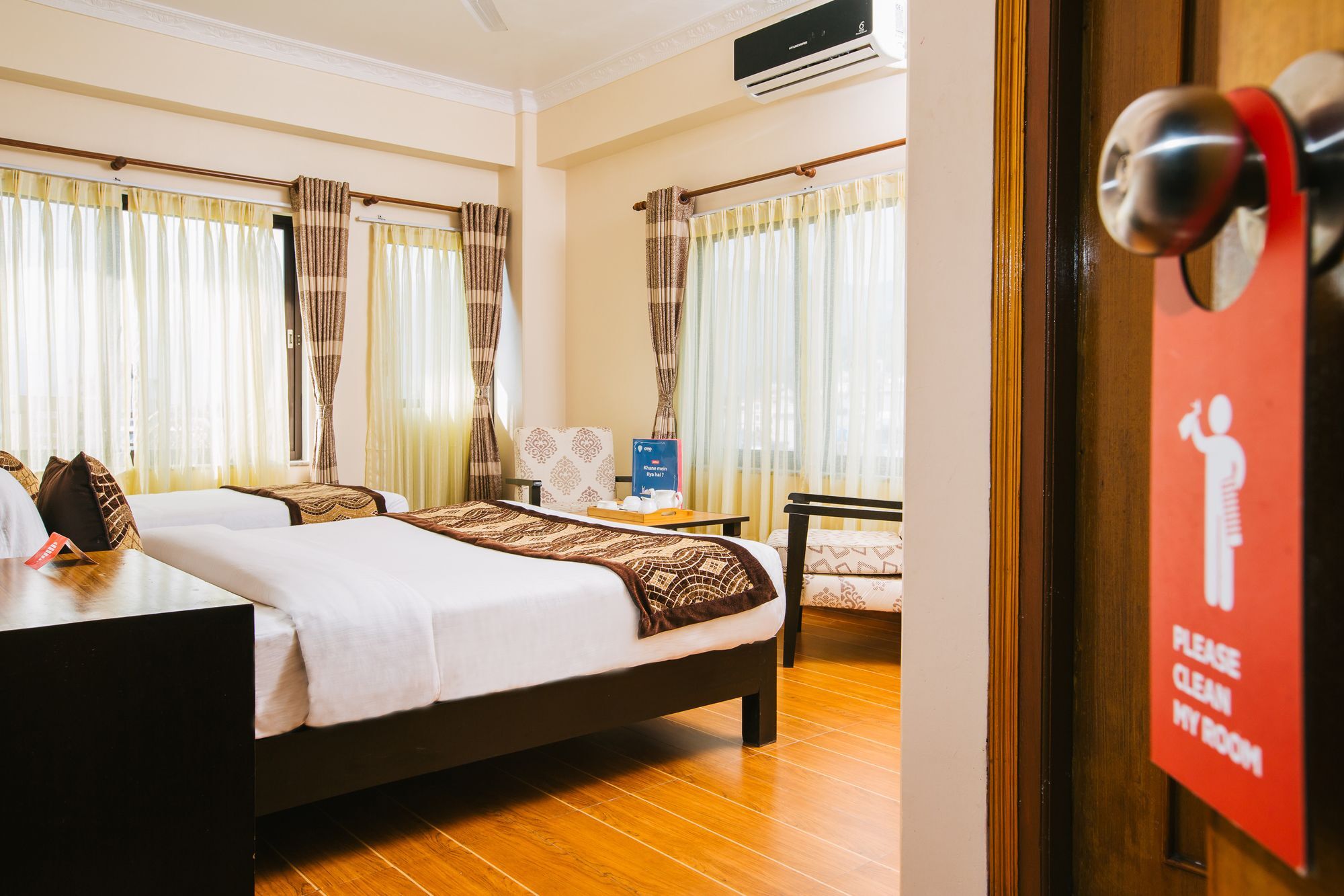 Hotel Romantica Pokhara Zewnętrze zdjęcie
