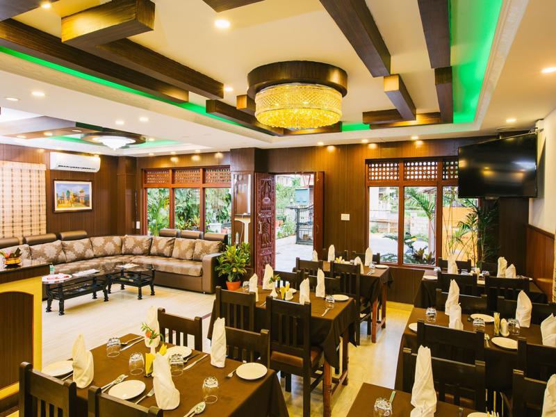 Hotel Romantica Pokhara Zewnętrze zdjęcie